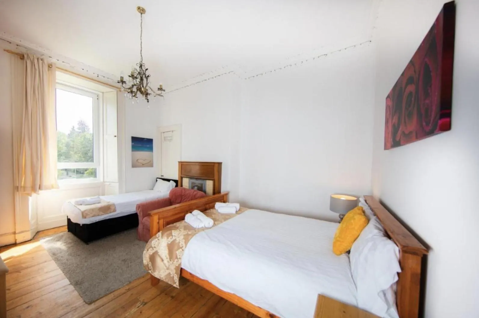 Comfortable And Spacious Edinburgh Retreat By The Meadows! Apartment