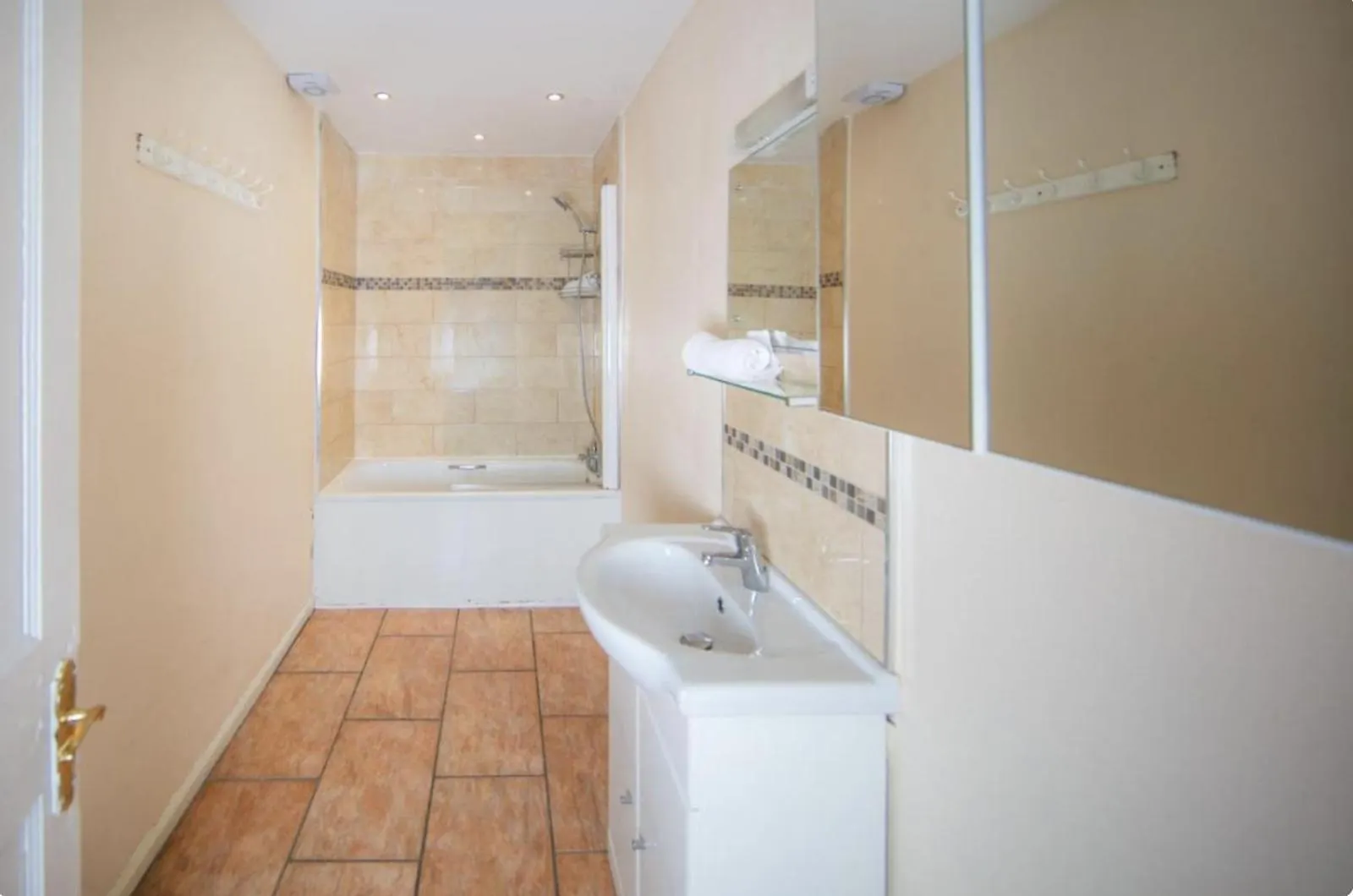 Comfortable And Spacious Edinburgh Retreat By The Meadows! Apartment United Kingdom