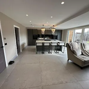  Holiday home Riversdale House Next To Murrayfield Stadium