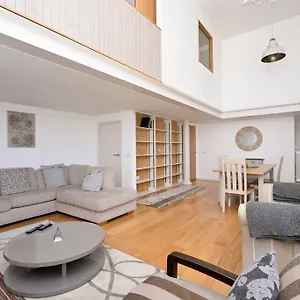  Apartment Destiny Scotland - Broughton St Lofts
